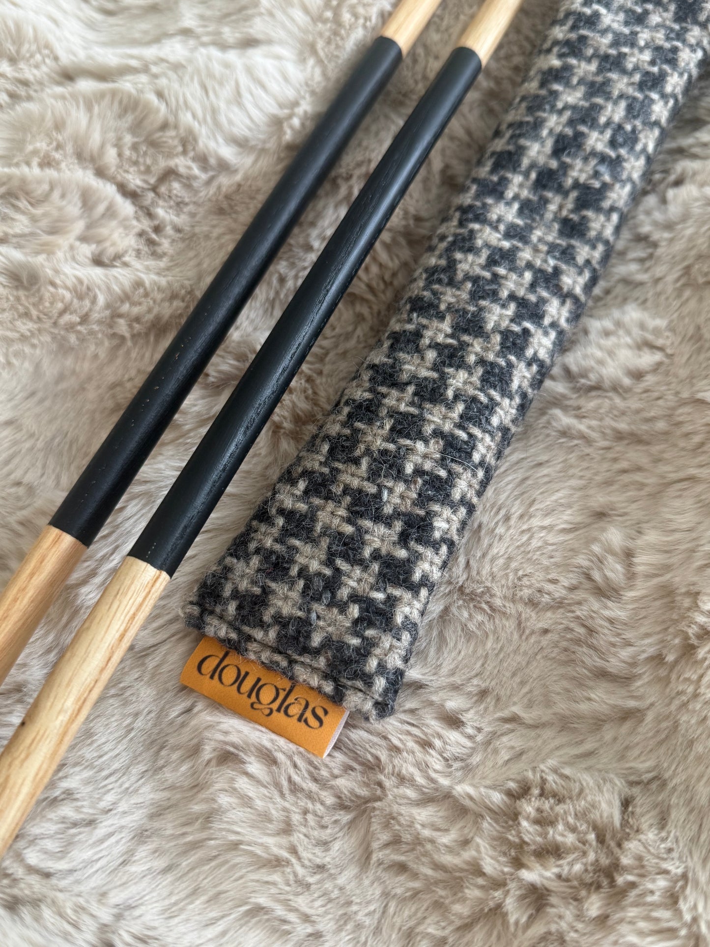 Antrim Grey Houndstooth Alignment Stick Cover