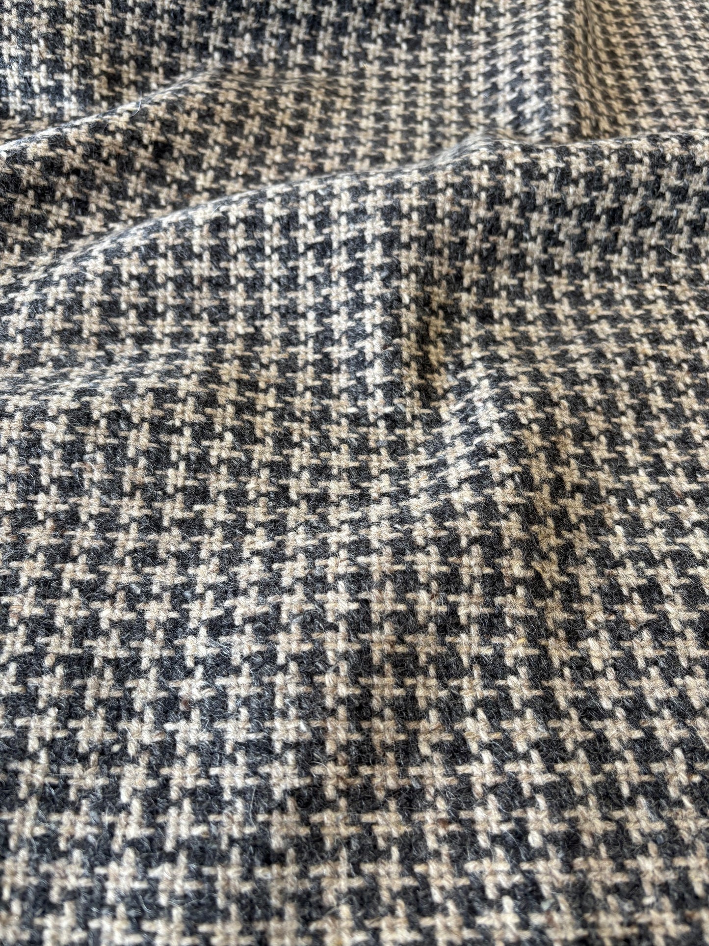 Antrim Grey Houndstooth Wool Headcover